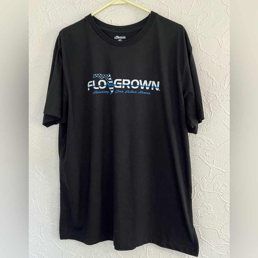MENS FLOGROWN BACK THE BLUE FALLEN HEROES GRAPHIC SHIRT SIZE XL LIKE NEW